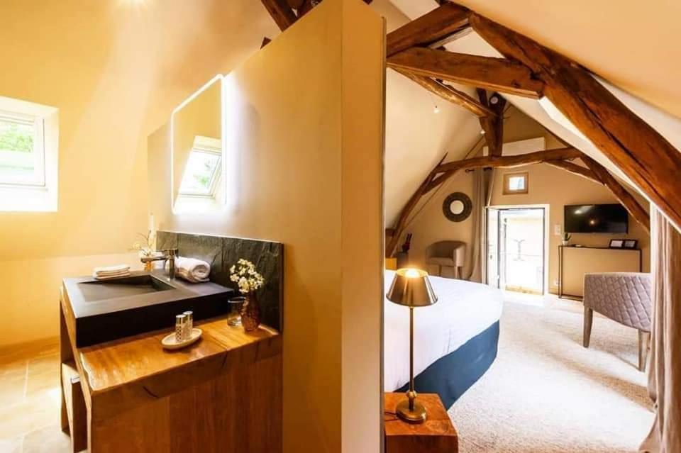 فندق Domaine De La Limetiere Neuvy-le-Roi المظهر الخارجي الصورة